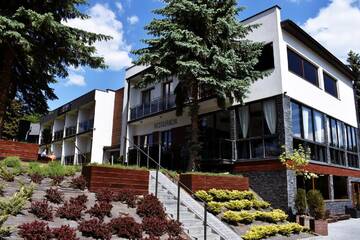 Фотографии Курортные отели Koszarka Venue & SPA г. Грудек-над-Дунайцем (Польша) №1 Фото Курортные отели Koszarka Venue & SPA г. Грудек-над-Дунайцем 1