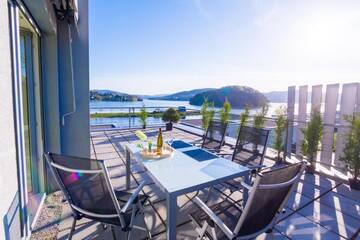 Фото номера Улучшенный люкс Комплексы для отдыха с коттеджами/бунгало Lemon Resort Spa г. Грудек-над-Дунайцем 18